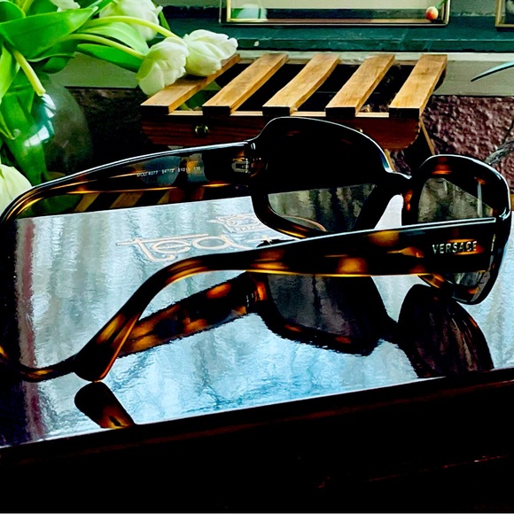 VERSACE SUNGLASSES - Picture 6 of 14